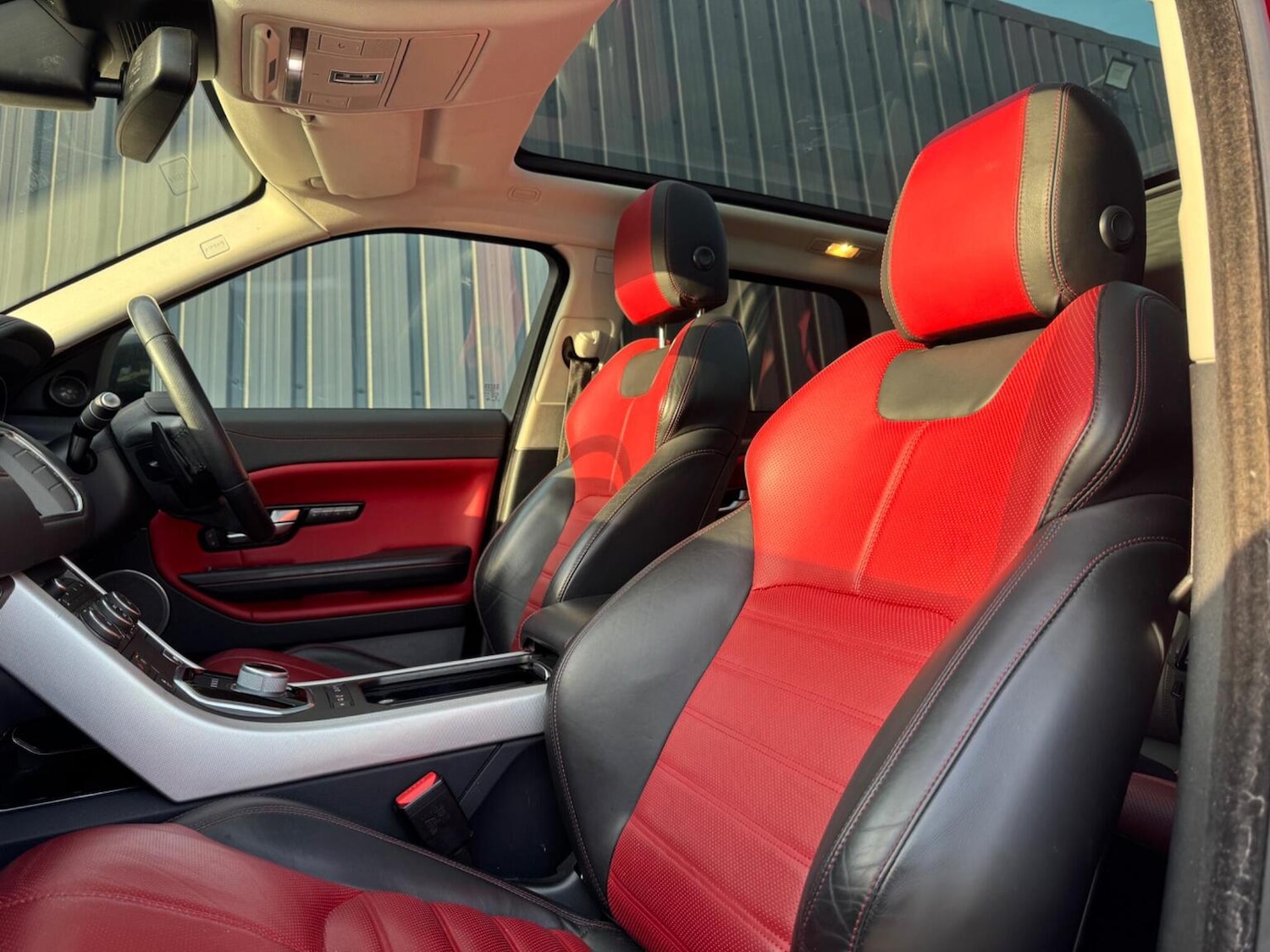 Used Land Rover Range Rover Evoque 2016 for sale - 78176053: Photo 26