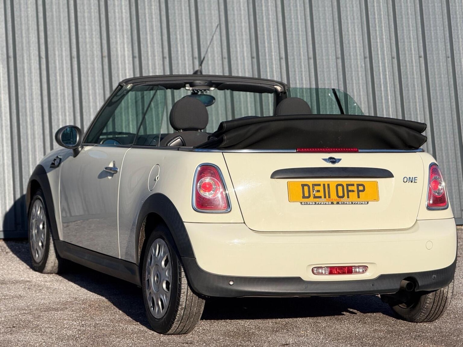 Used MINI Convertible 2011 for sale - 77207163: Photo 15