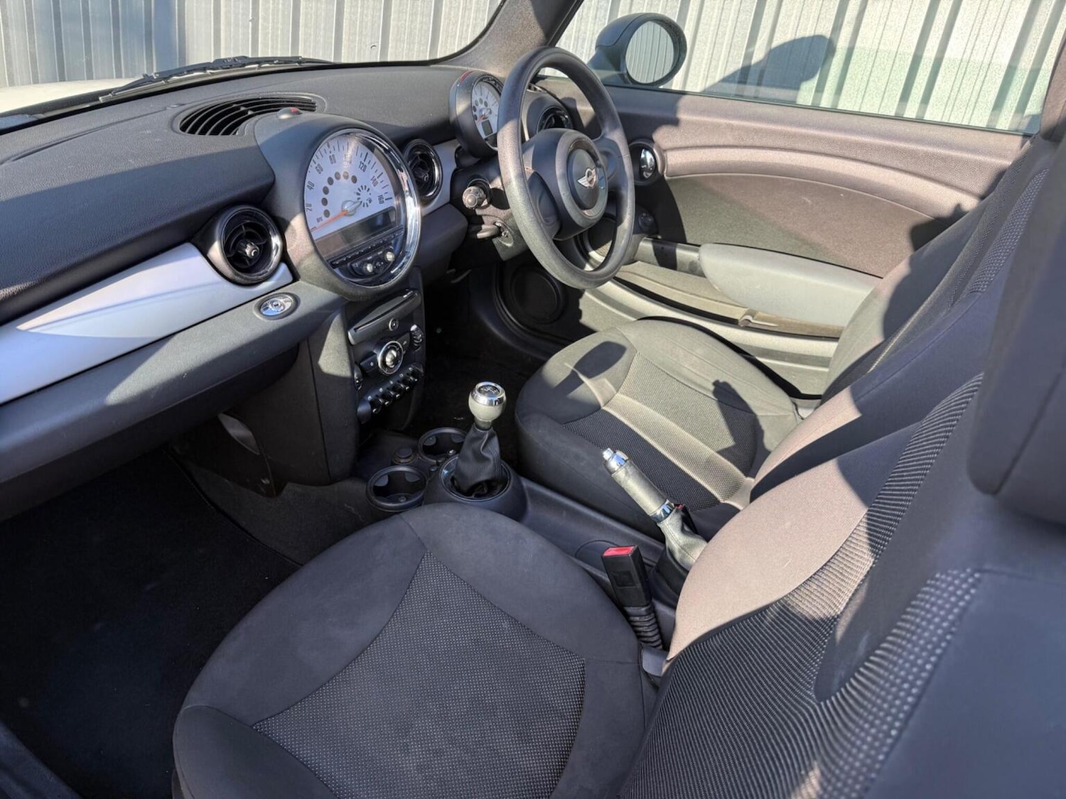 Used MINI Convertible 2011 for sale - 77207163: Photo 25