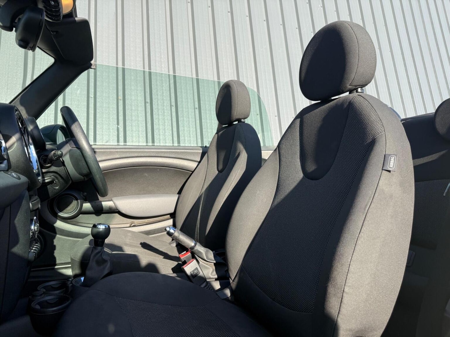 Used MINI Convertible 2011 for sale - 77207163: Photo 26