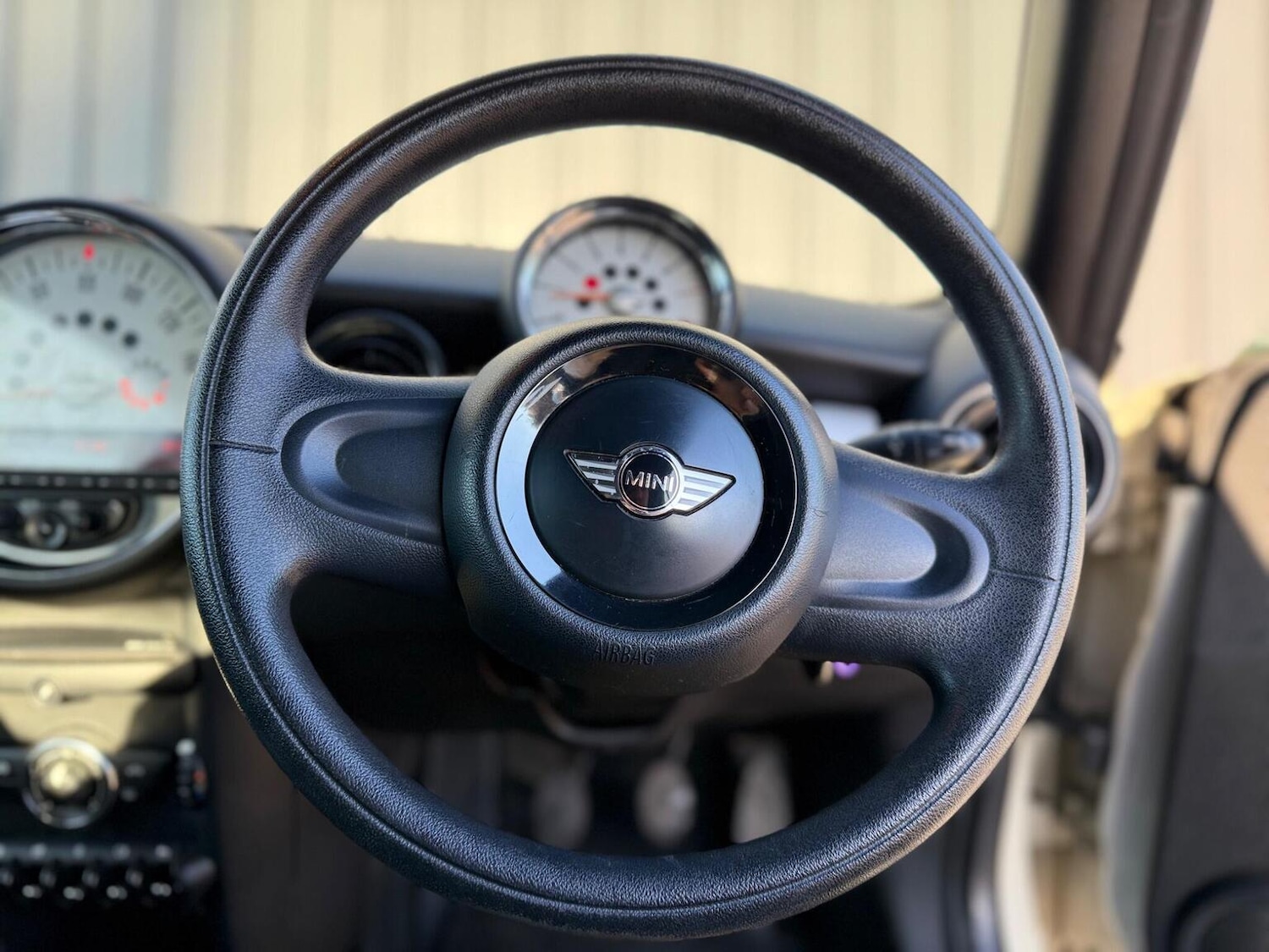 Used MINI Convertible 2011 for sale - 77207163: Photo 32