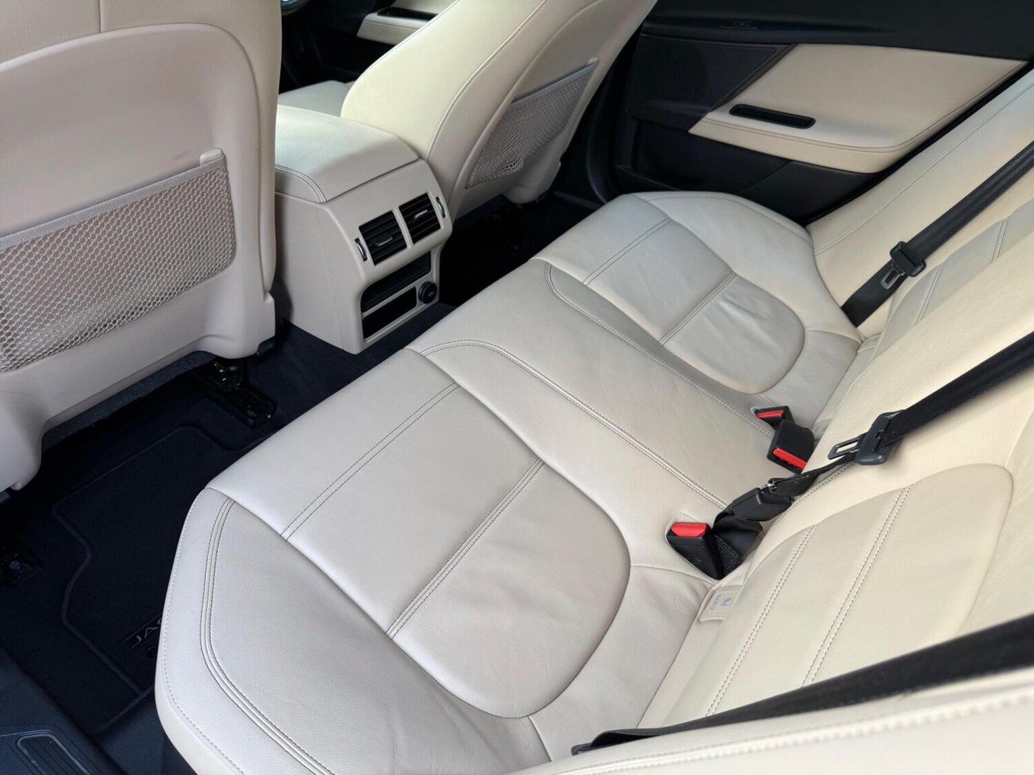 Used Jaguar XE 2017 for sale - 77207181: Photo 29