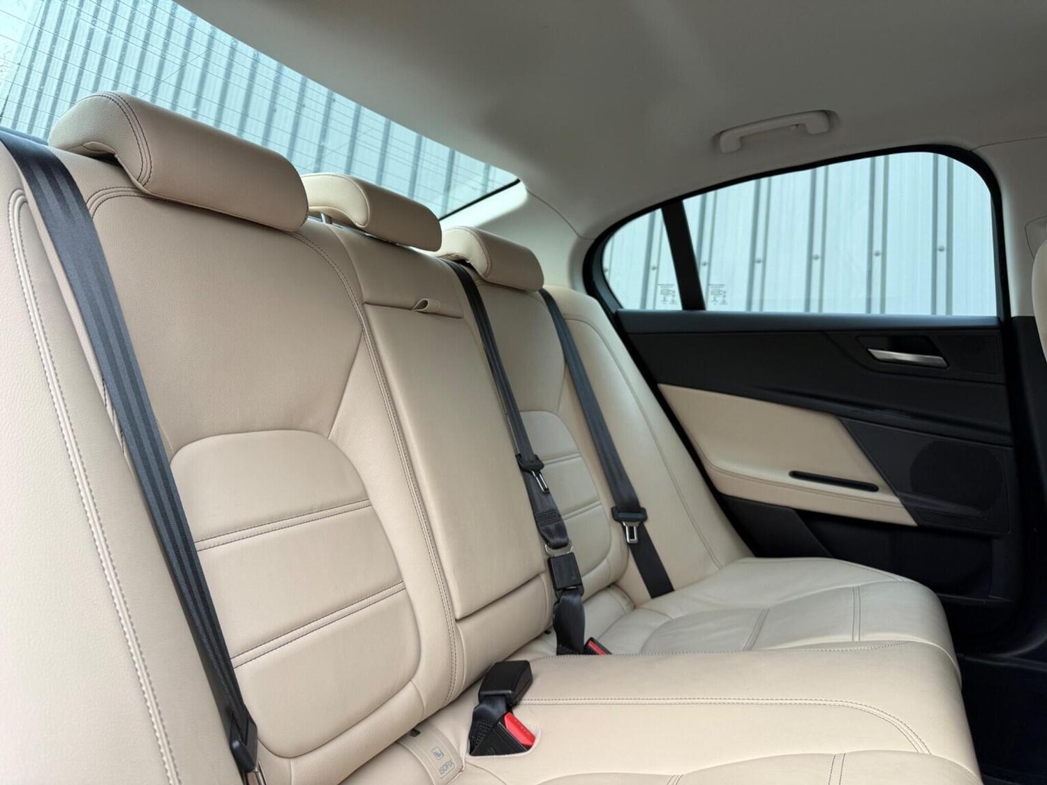 Used Jaguar XE 2017 for sale - 77207181: Photo 33