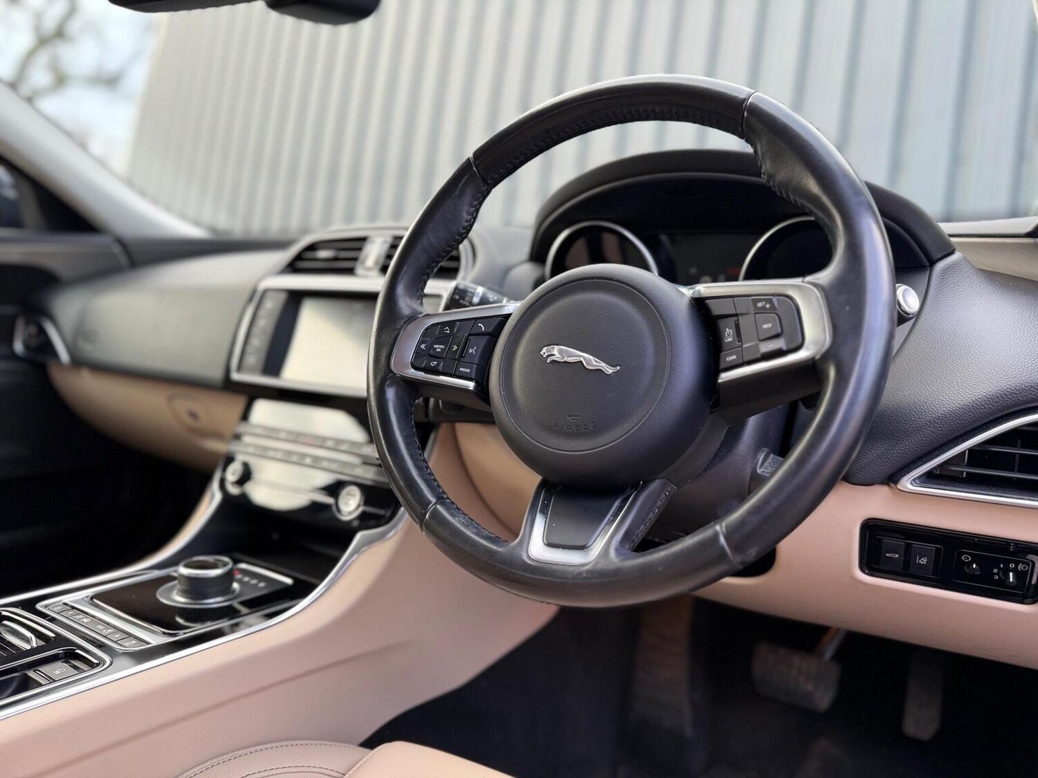 Used Jaguar XE 2017 for sale - 77207181: Photo 36