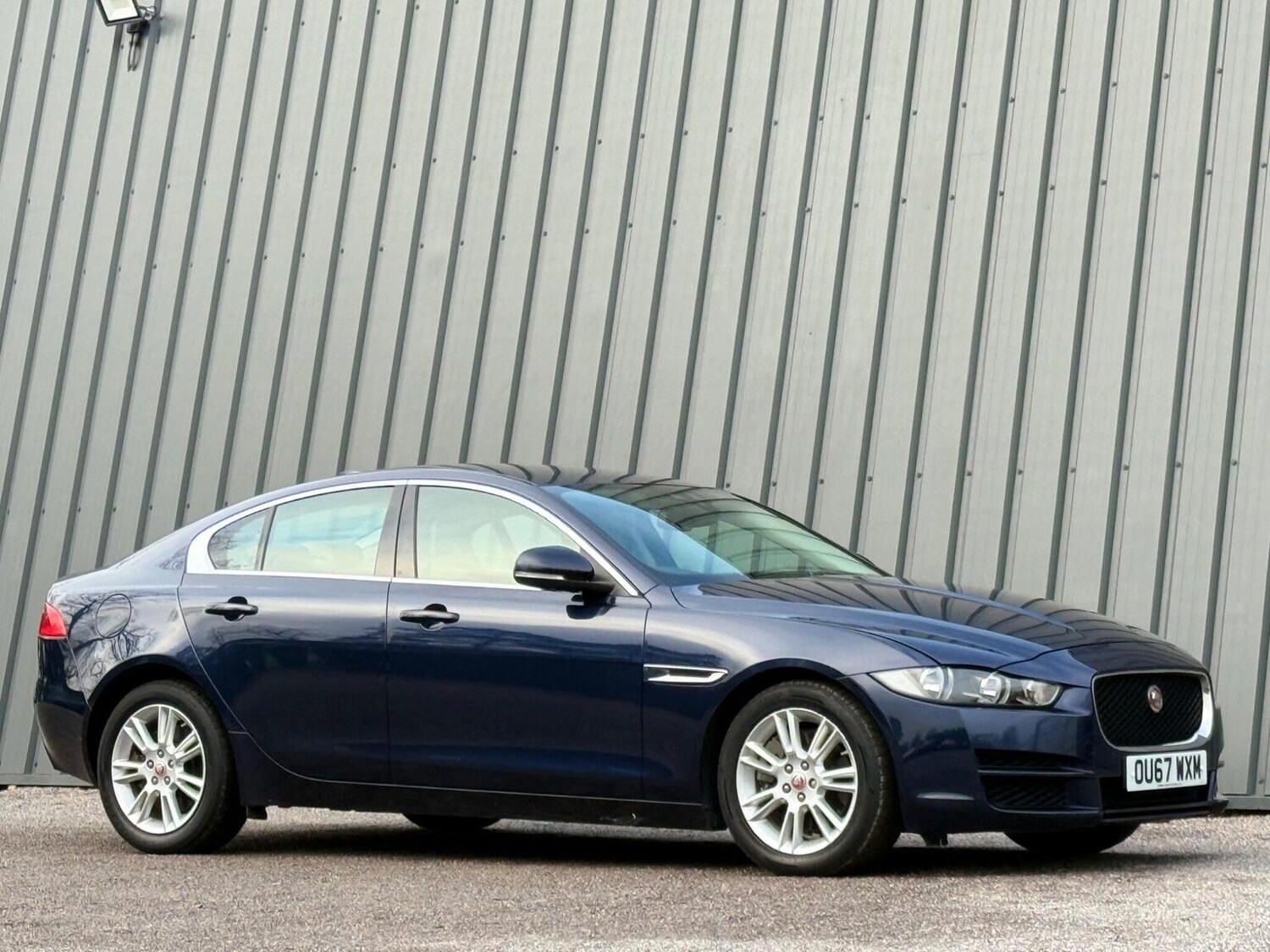 Used Jaguar XE 2017 for sale - 77207181: Photo 8
