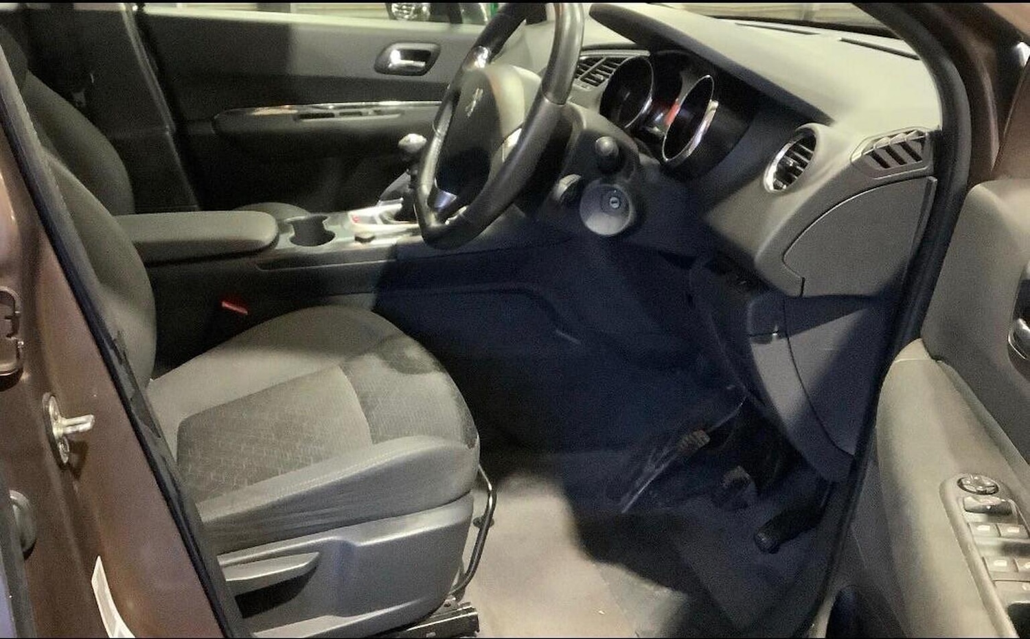 Used Peugeot 3008 2015 for sale - 77400007: Photo 5