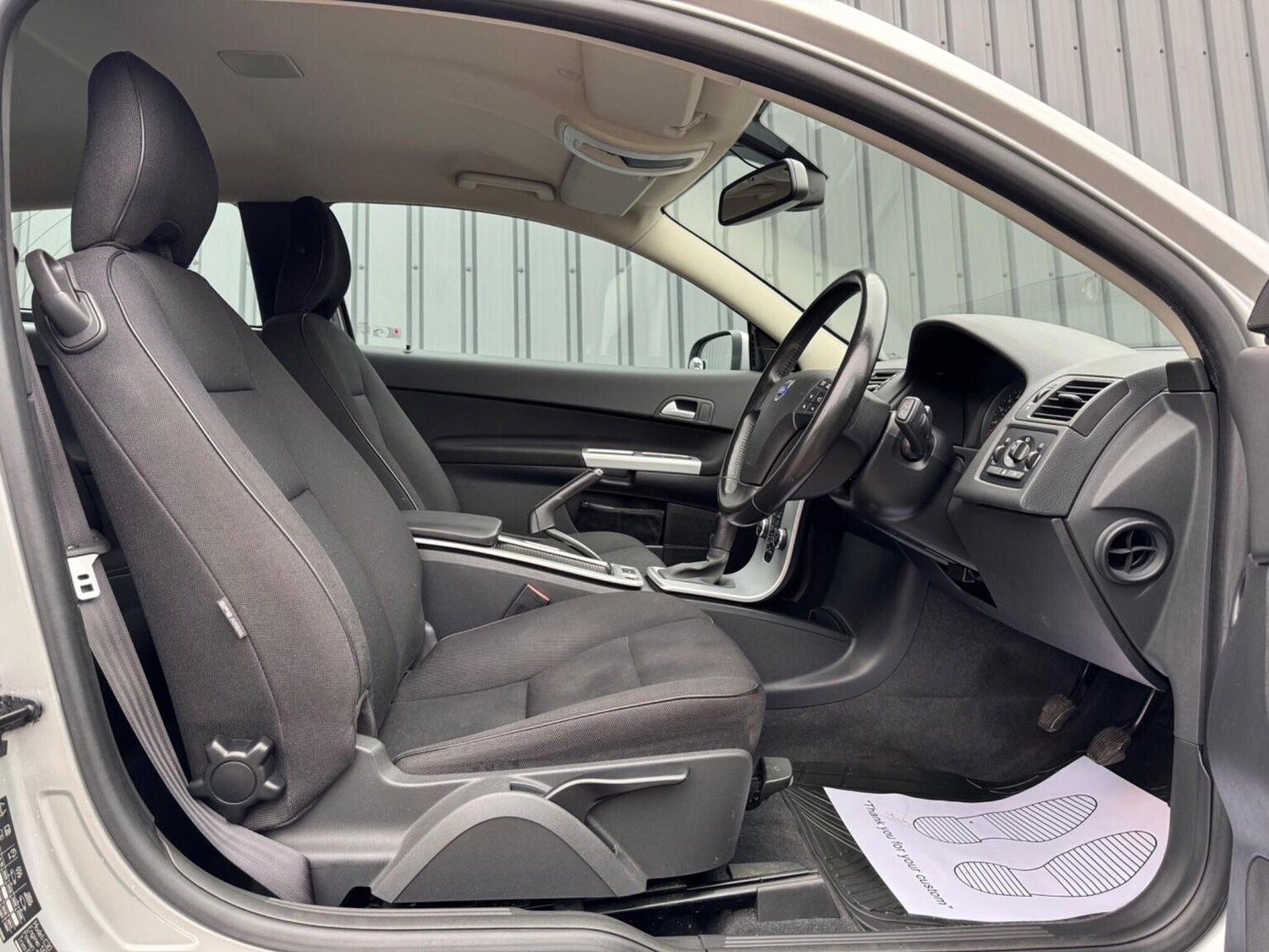 Used Volvo C30 2011 for sale - 77792861: Photo 12