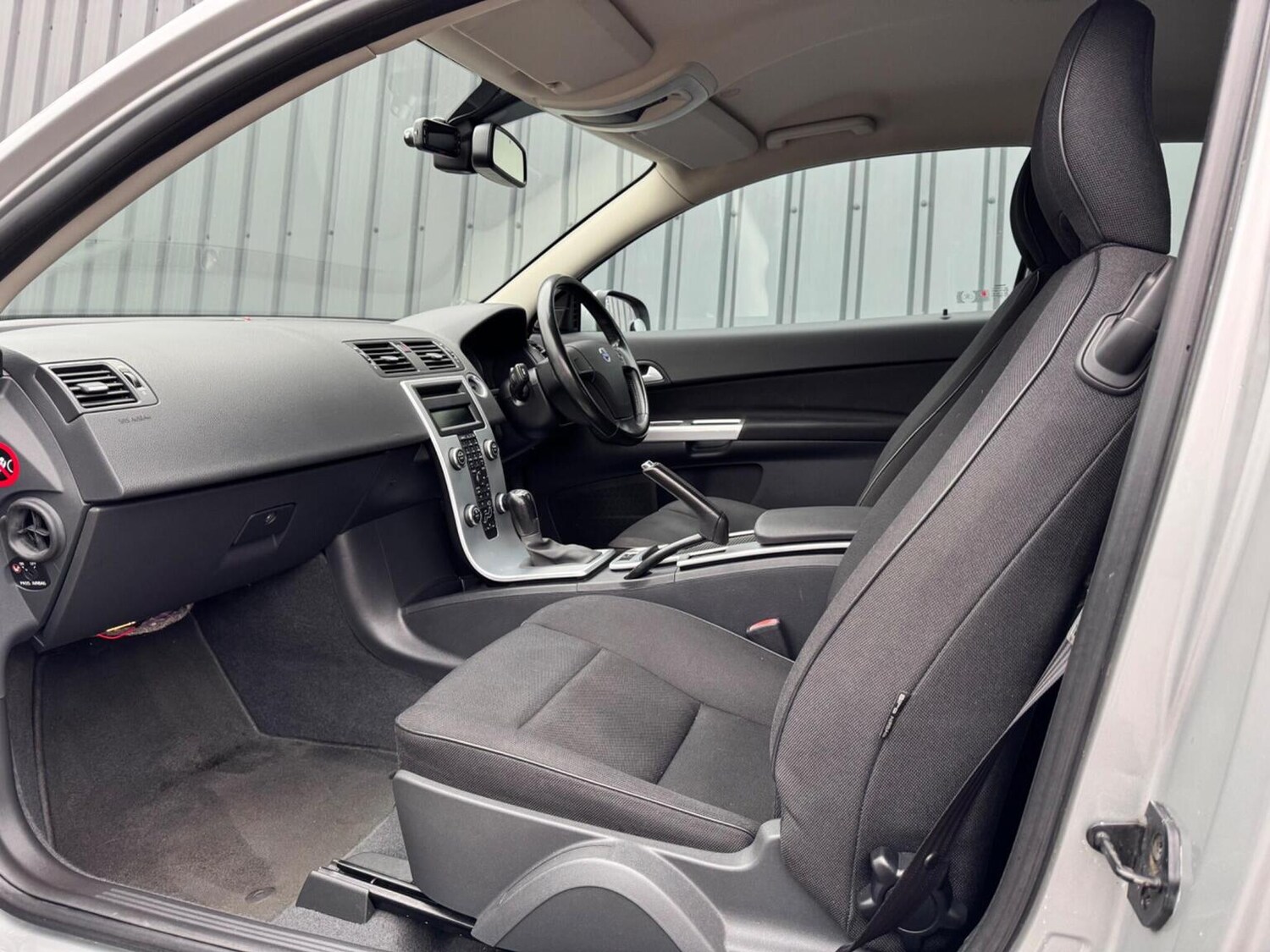 Used Volvo C30 2011 for sale - 77792861: Photo 17