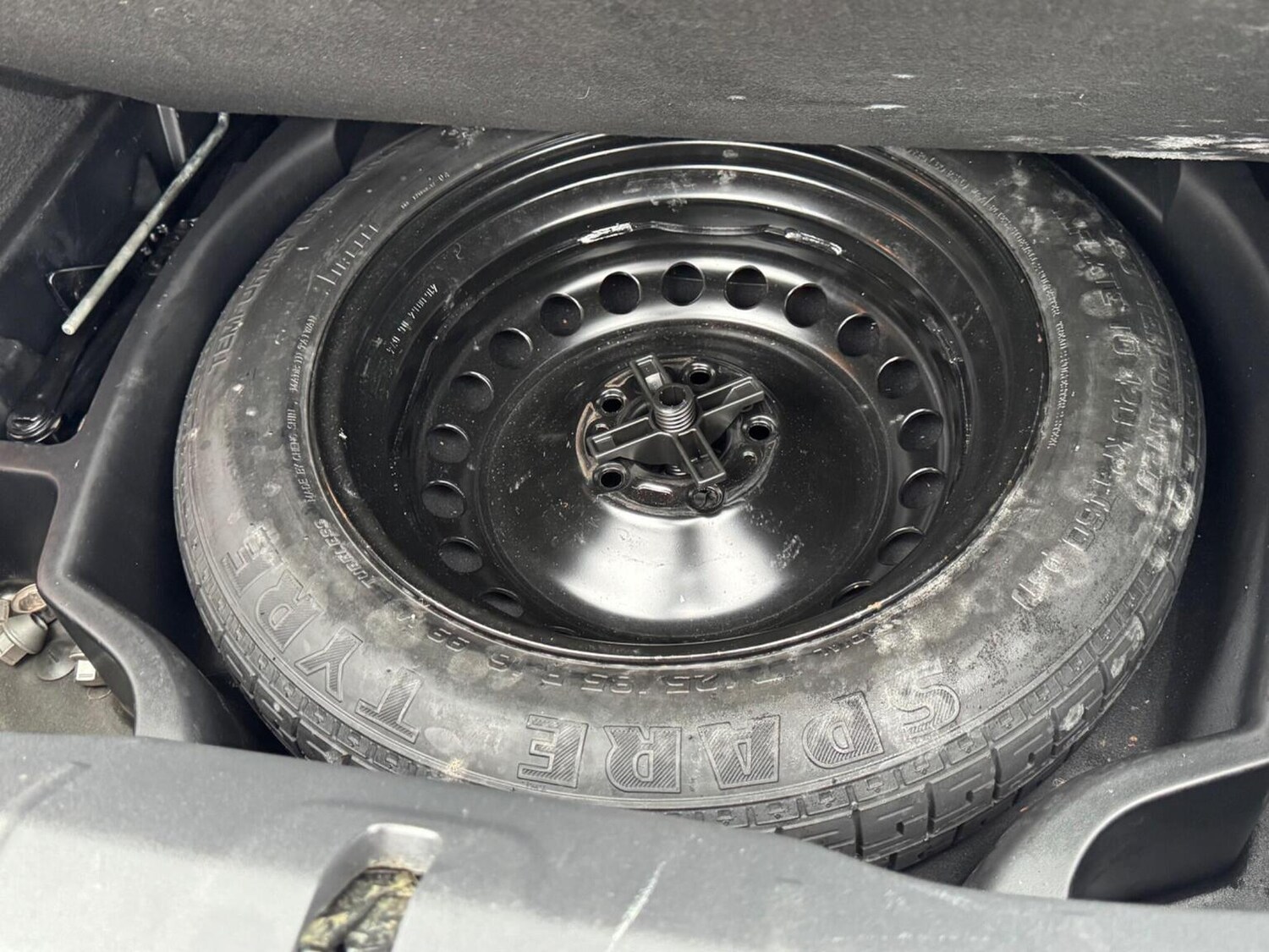 Used Volvo C30 2011 for sale - 77792861: Photo 30