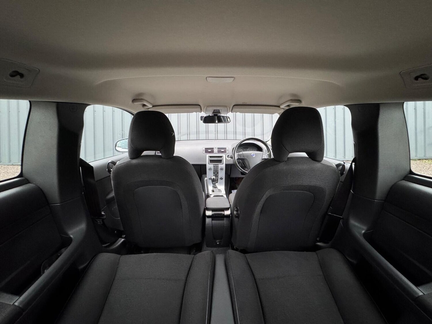 Used Volvo C30 2011 for sale - 77792861: Photo 31