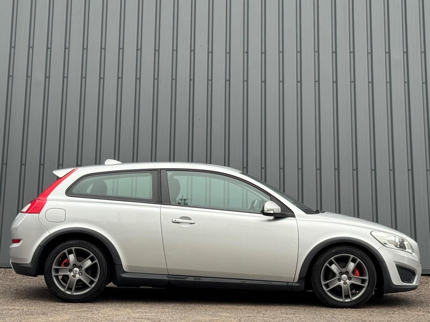 Used Volvo C30 2011 for sale - 77792861: Photo 5