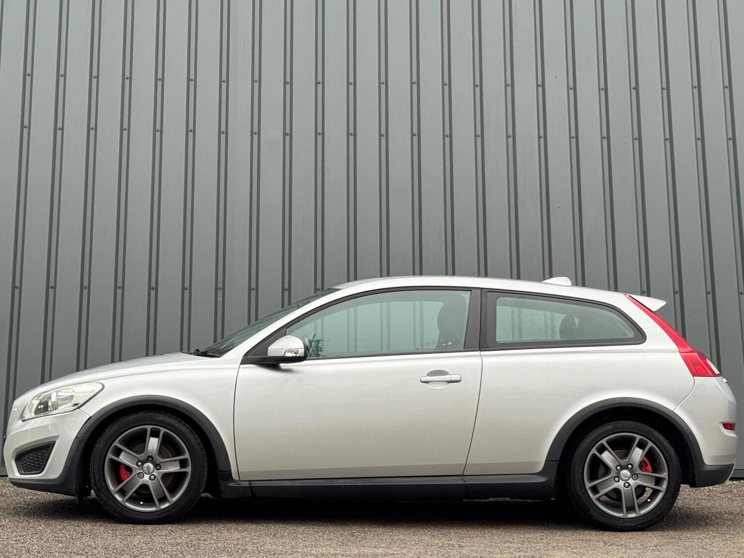 Used Volvo C30 2011 for sale - 77792861: Photo 7