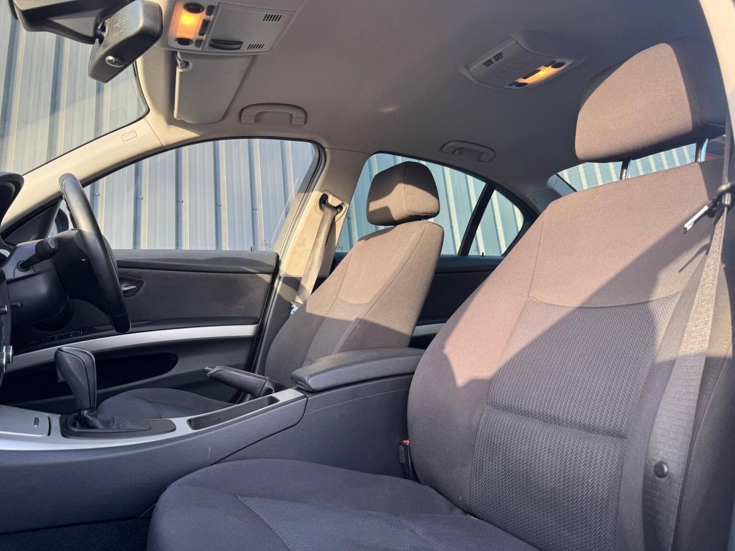 Used BMW 3 Series 2011 for sale - 77668571: Photo 16