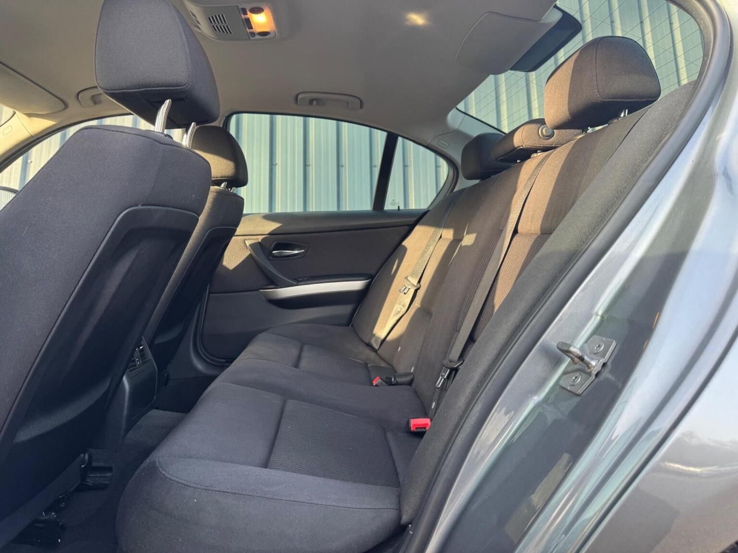 Used BMW 3 Series 2011 for sale - 77668571: Photo 20