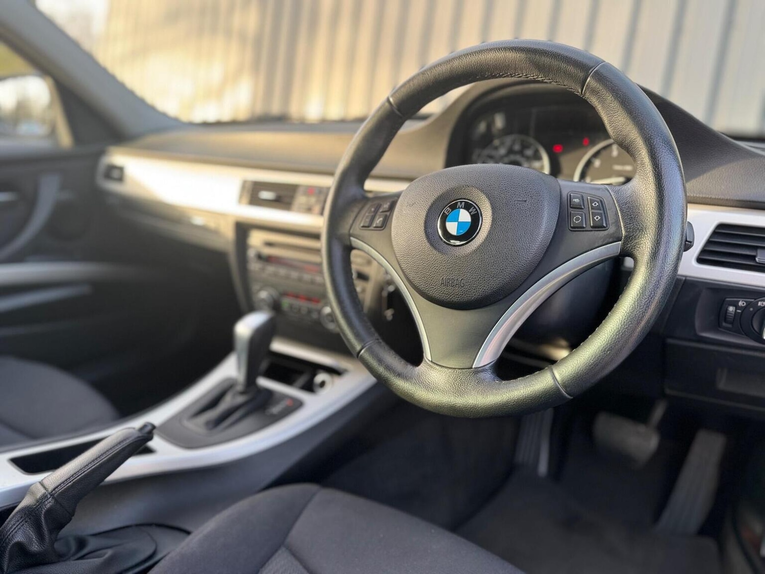 Used BMW 3 Series 2011 for sale - 77668571: Photo 34