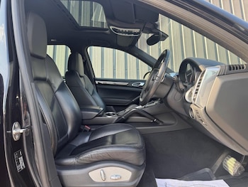 Used Porsche Cayenne 2013 for sale - 79255003: Photo