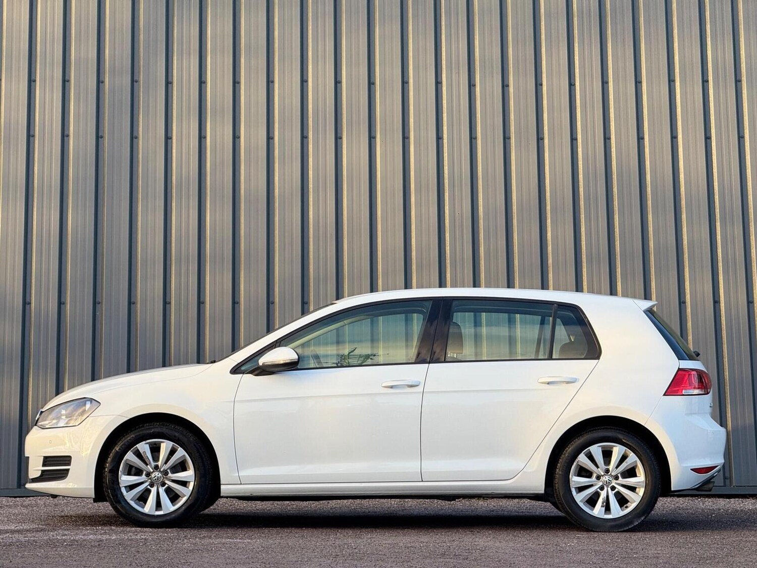Used Volkswagen Golf 2014 for sale - 77638608: Photo 10