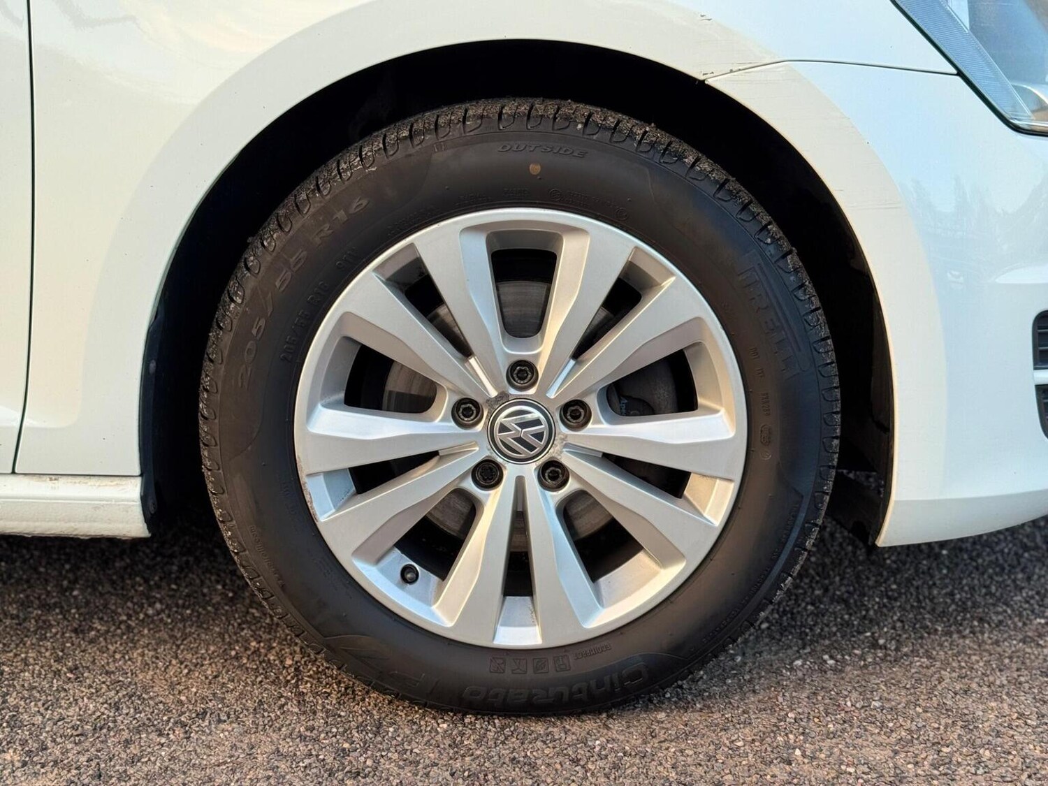 Used Volkswagen Golf 2014 for sale - 77638608: Photo 19