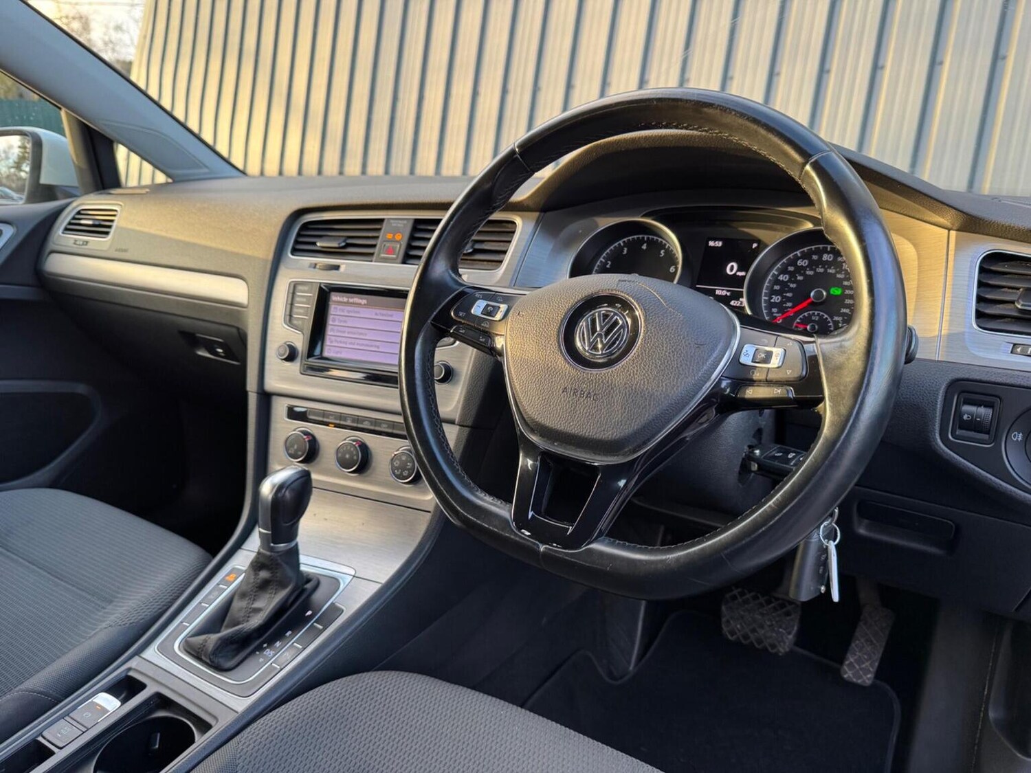 Used Volkswagen Golf 2014 for sale - 77638608: Photo 24