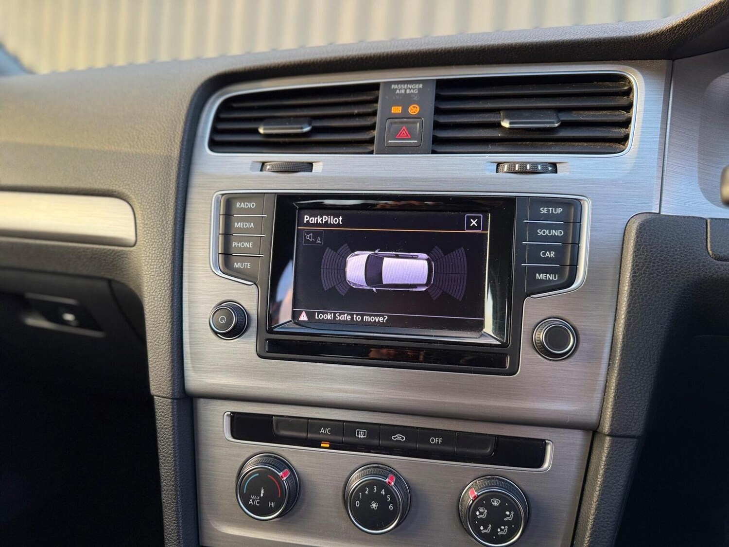 Used Volkswagen Golf 2014 for sale - 77638608: Photo 28