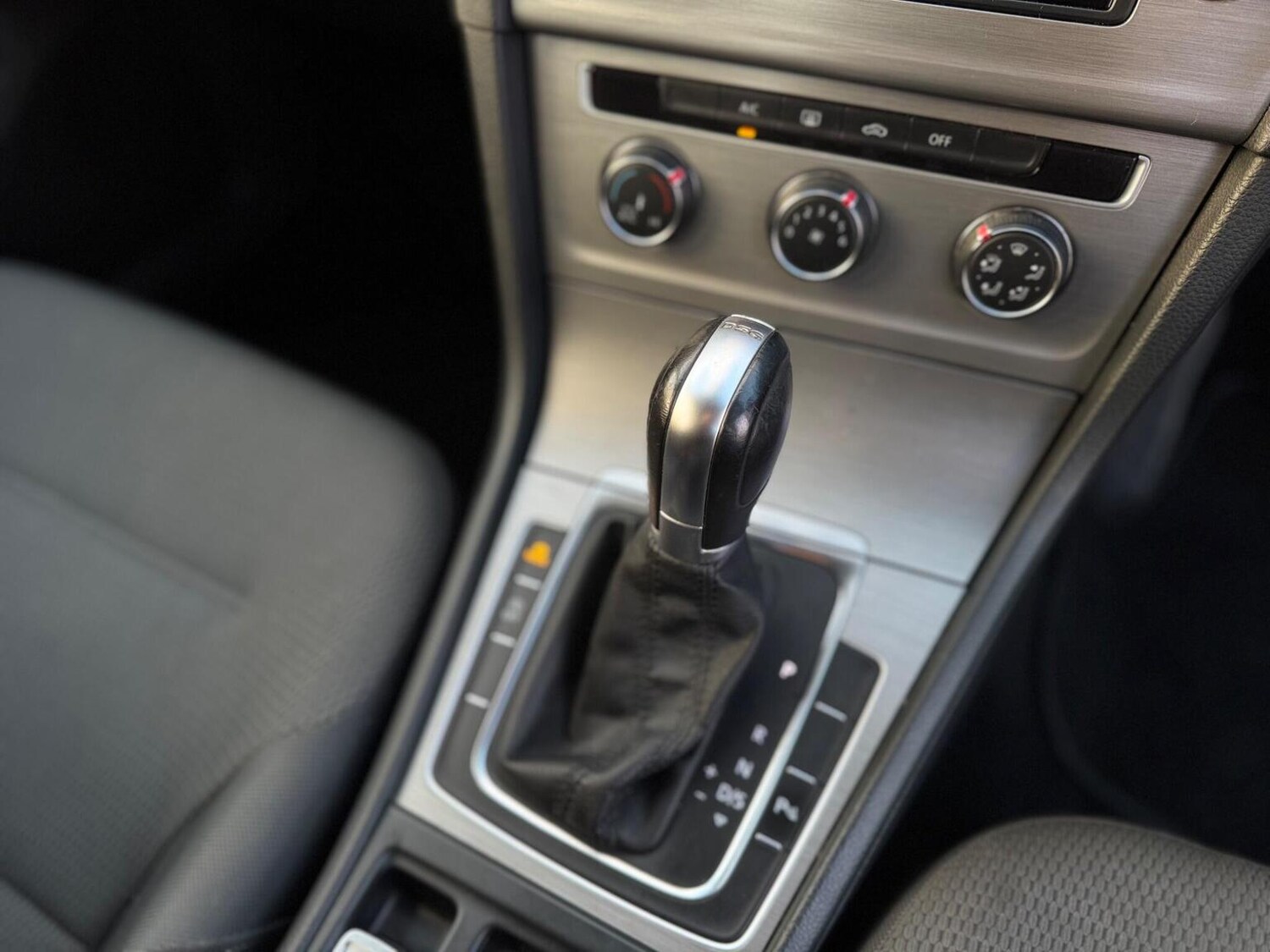 Used Volkswagen Golf 2014 for sale - 77638608: Photo 30