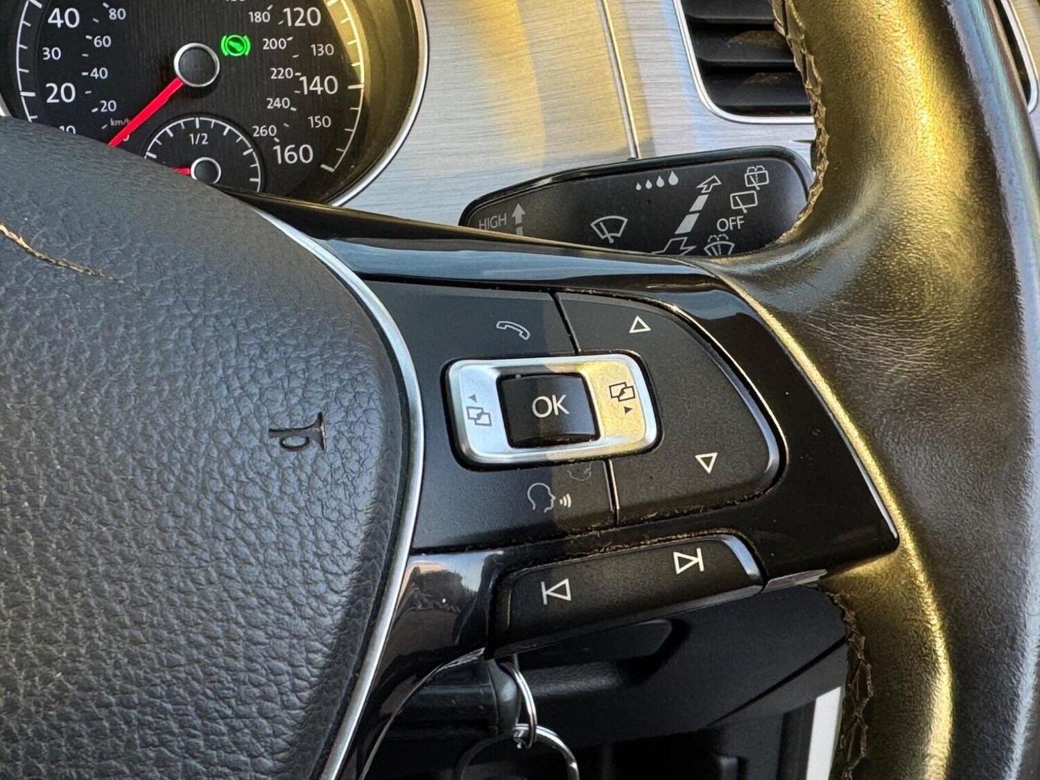 Used Volkswagen Golf 2014 for sale - 77638608: Photo 32