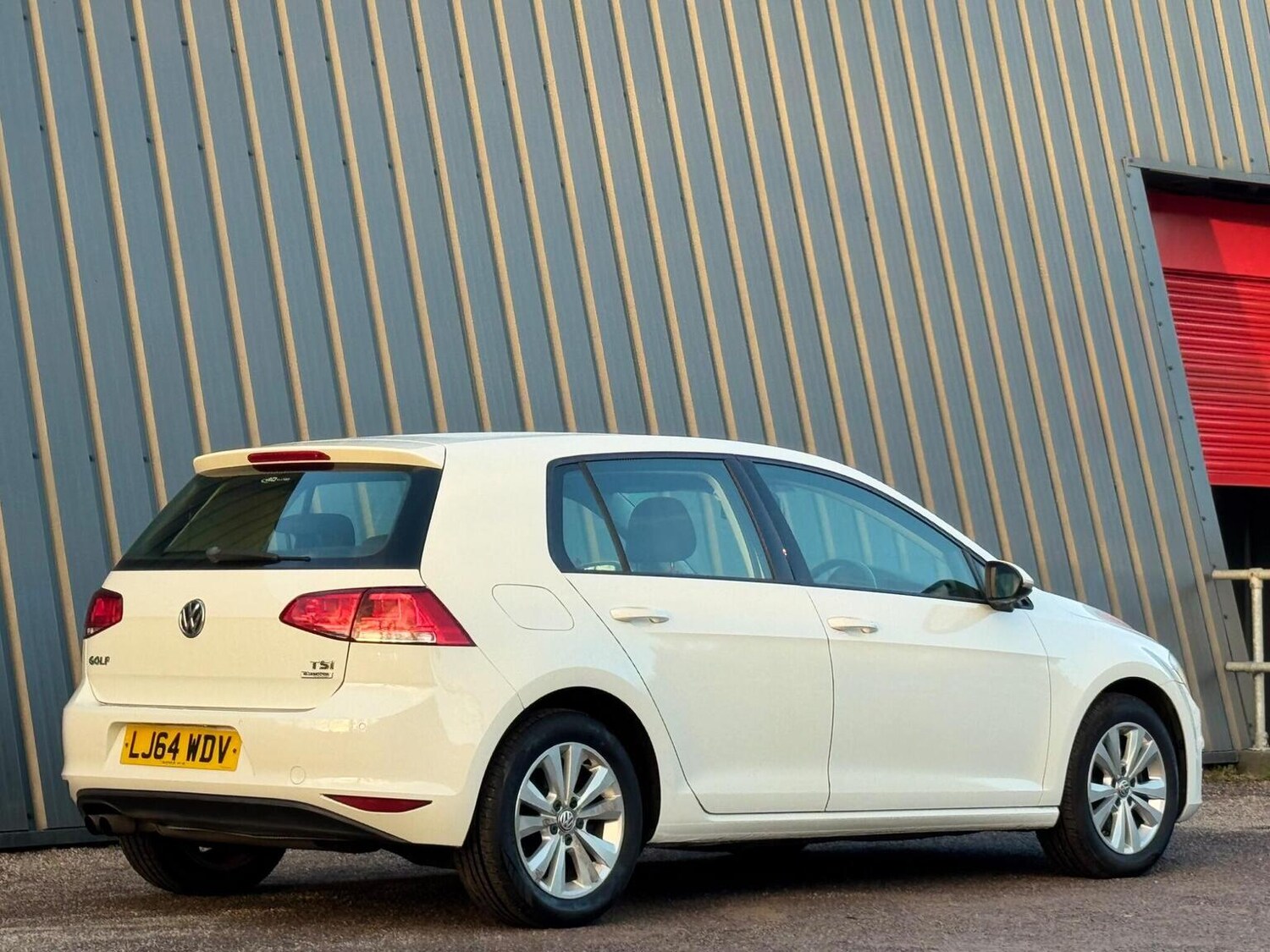 Used Volkswagen Golf 2014 for sale - 77638608: Photo 9