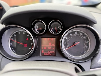 Used Vauxhall Astra 2014 for sale - 79347209: Photo