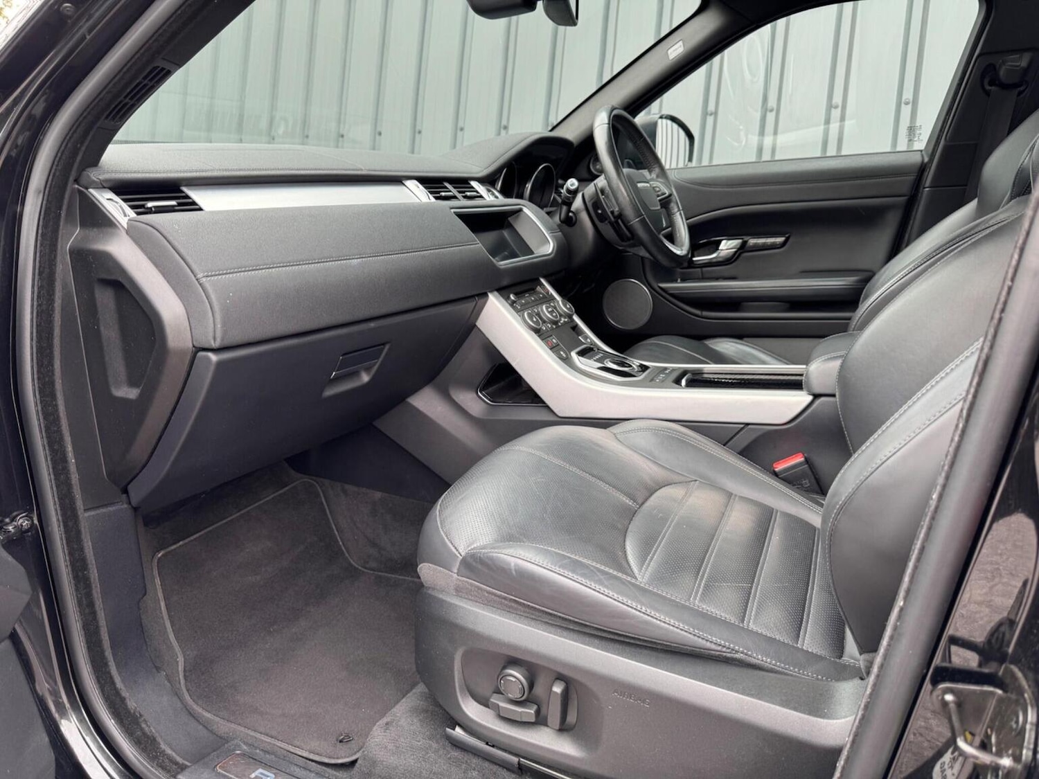 Used Land Rover Range Rover Evoque 2018 for sale - 77638613: Photo 18