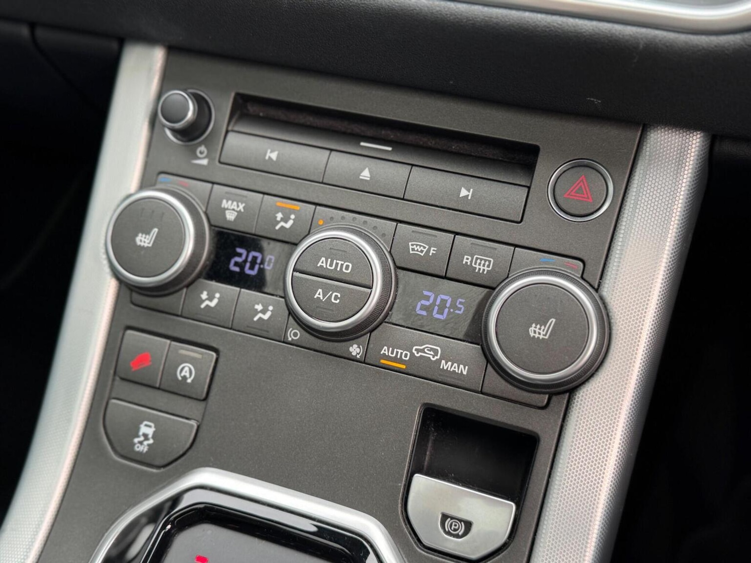 Used Land Rover Range Rover Evoque 2018 for sale - 77638613: Photo 43