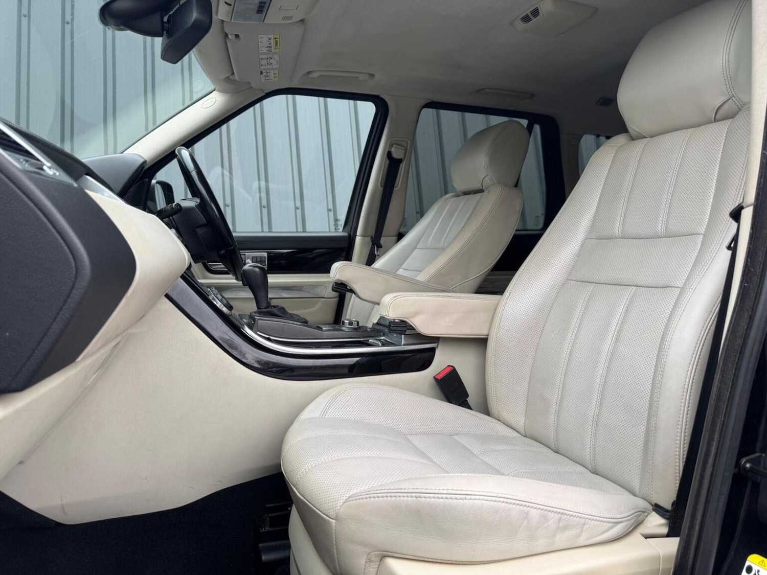 Used Land Rover Range Rover Sport 2011 for sale - 77483721: Photo 19