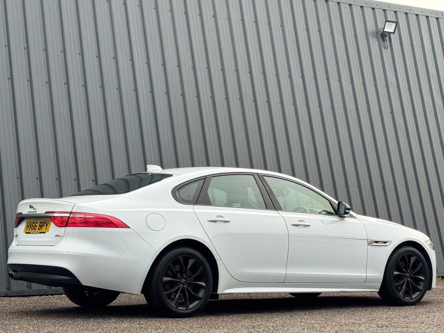 Used Jaguar XF 2016 for sale - 77207141: Photo 12