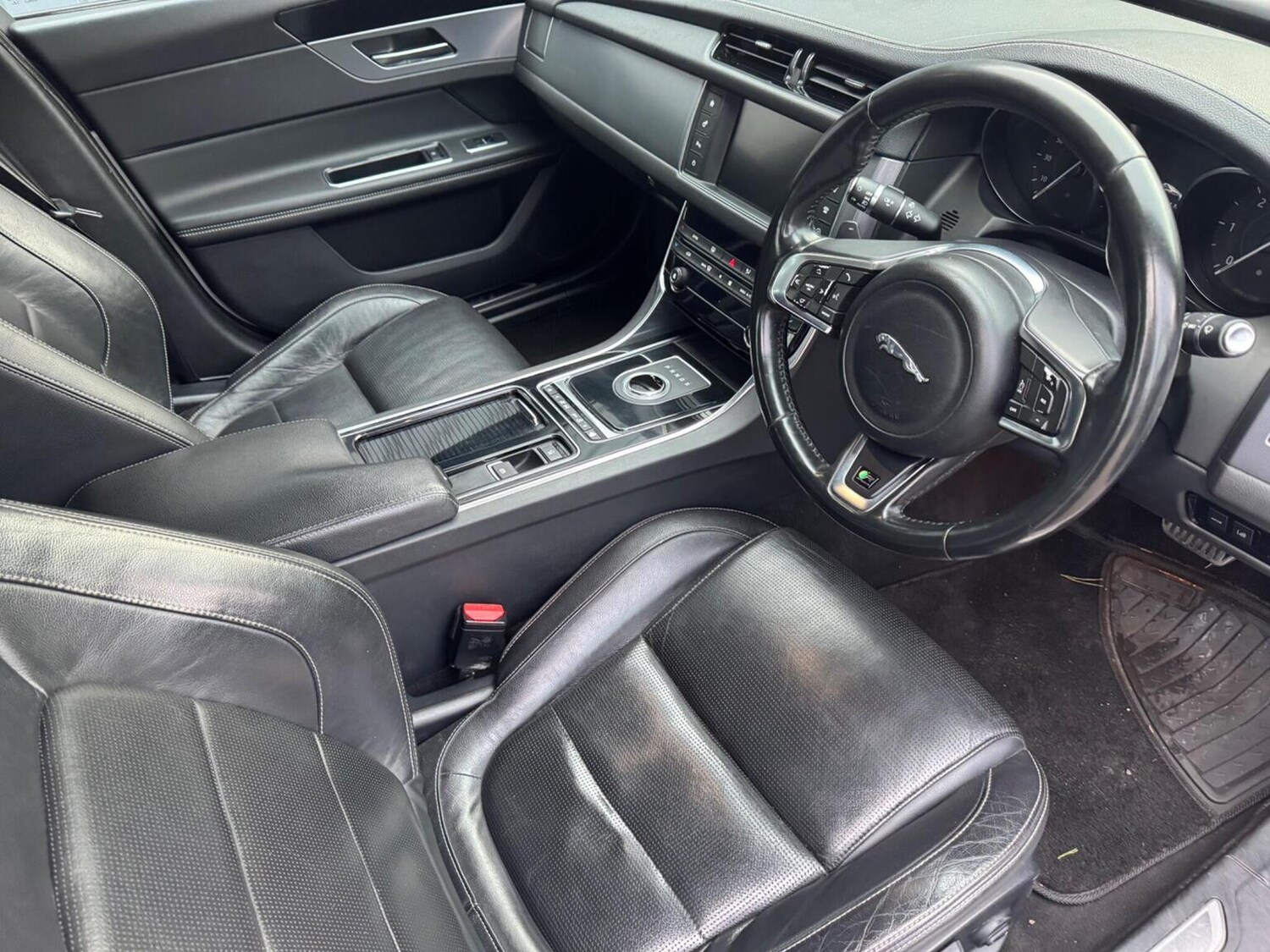 Used Jaguar XF 2016 for sale - 77207141: Photo 21