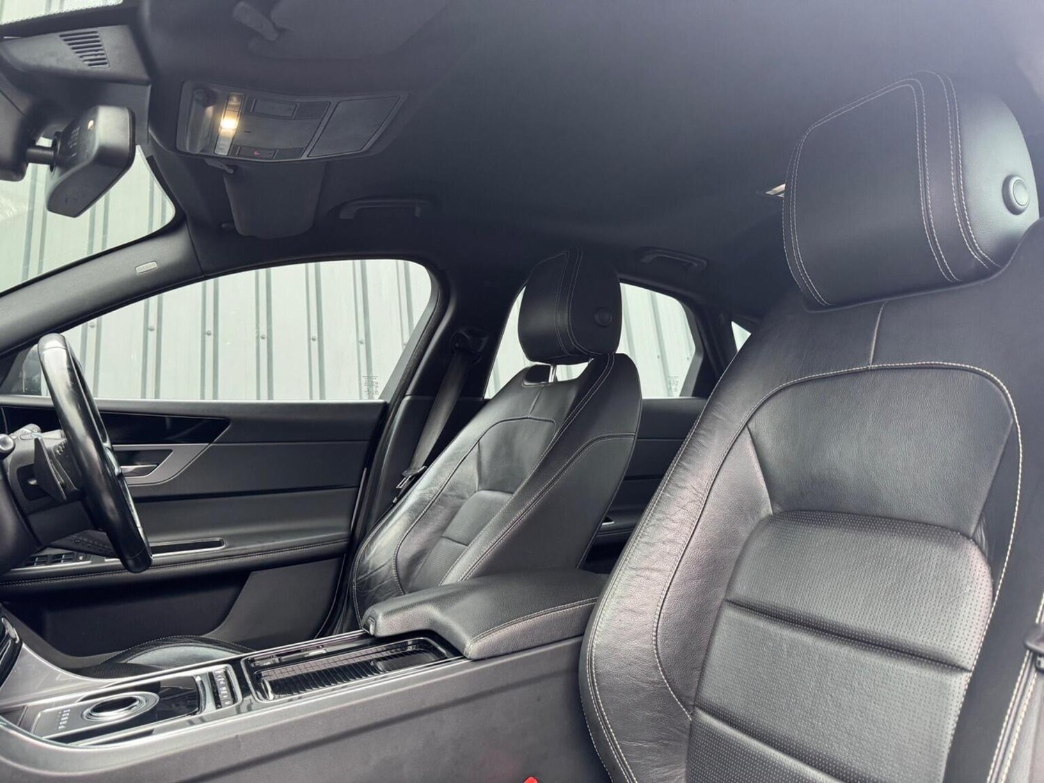 Used Jaguar XF 2016 for sale - 77207141: Photo 26