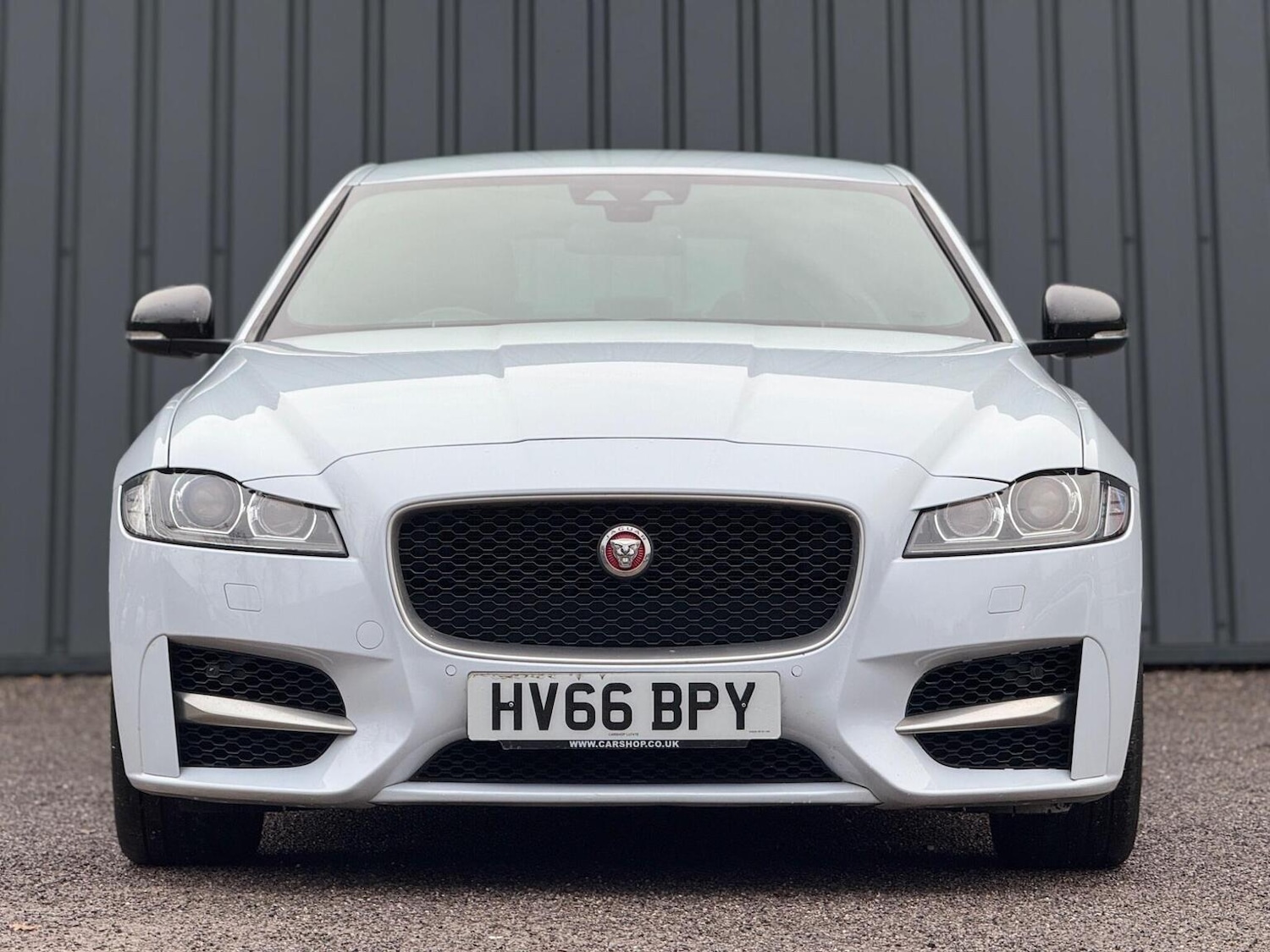 Used Jaguar XF 2016 for sale - 77207141: Photo 4