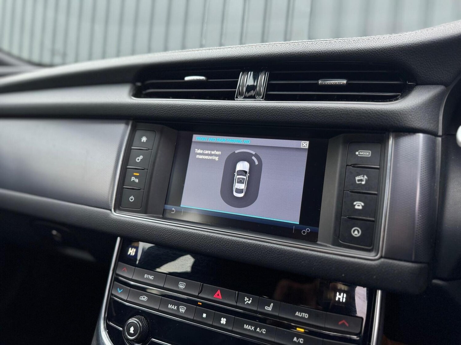 Used Jaguar XF 2016 for sale - 77207141: Photo 41