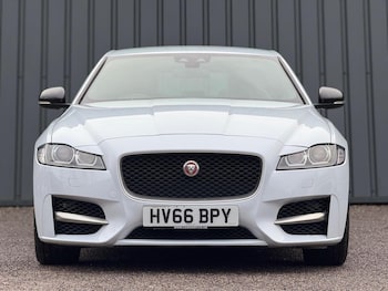 Used Jaguar XF 2016 for sale - 77207141: Photo