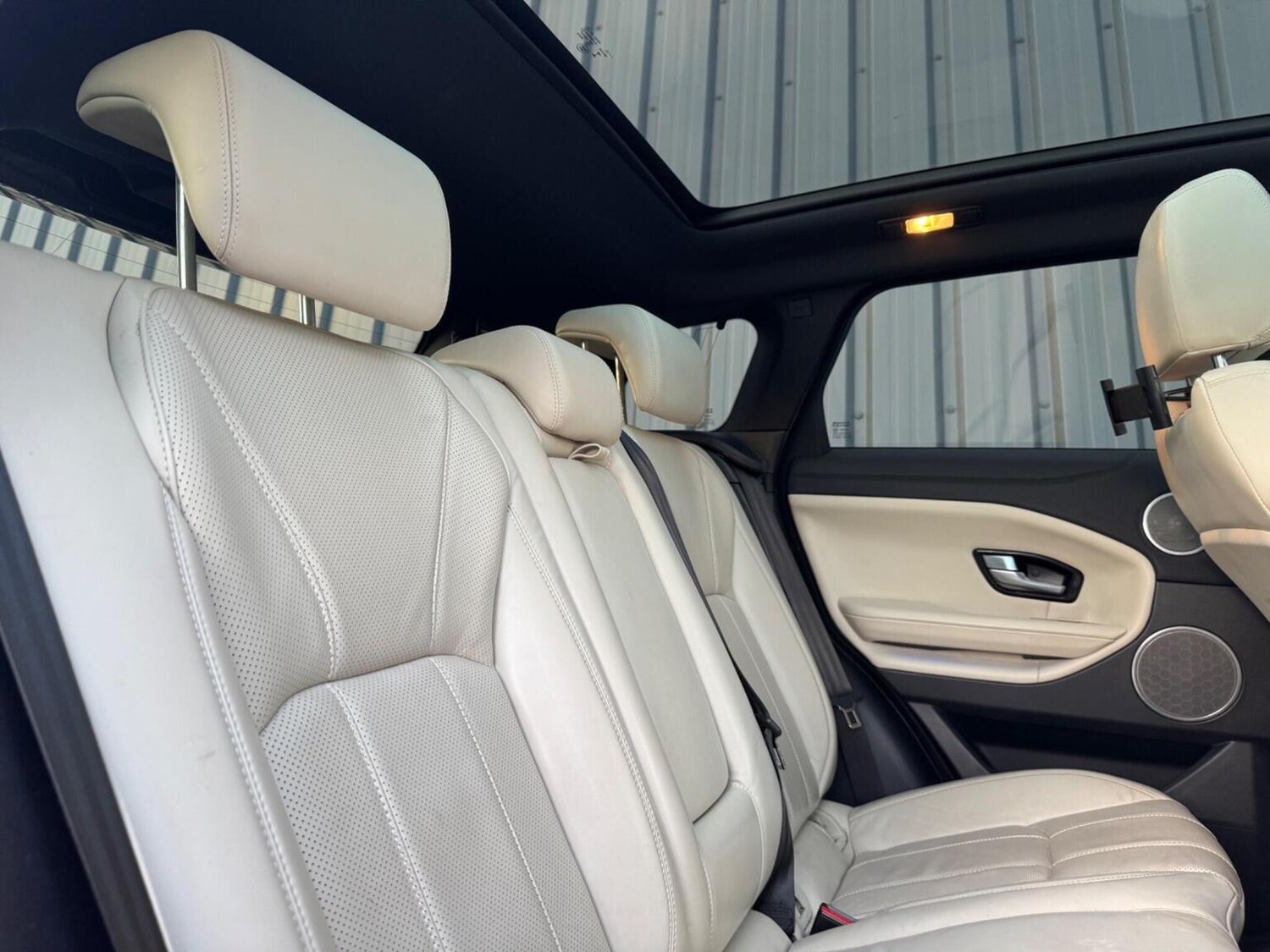 Used Land Rover Range Rover Evoque 2018 for sale - 77207147: Photo 43