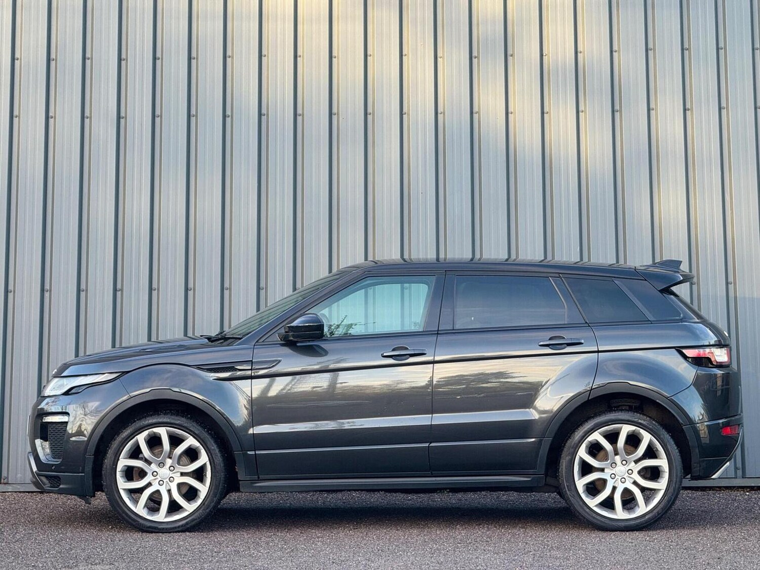Used Land Rover Range Rover Evoque 2018 for sale - 77207147: Photo 7