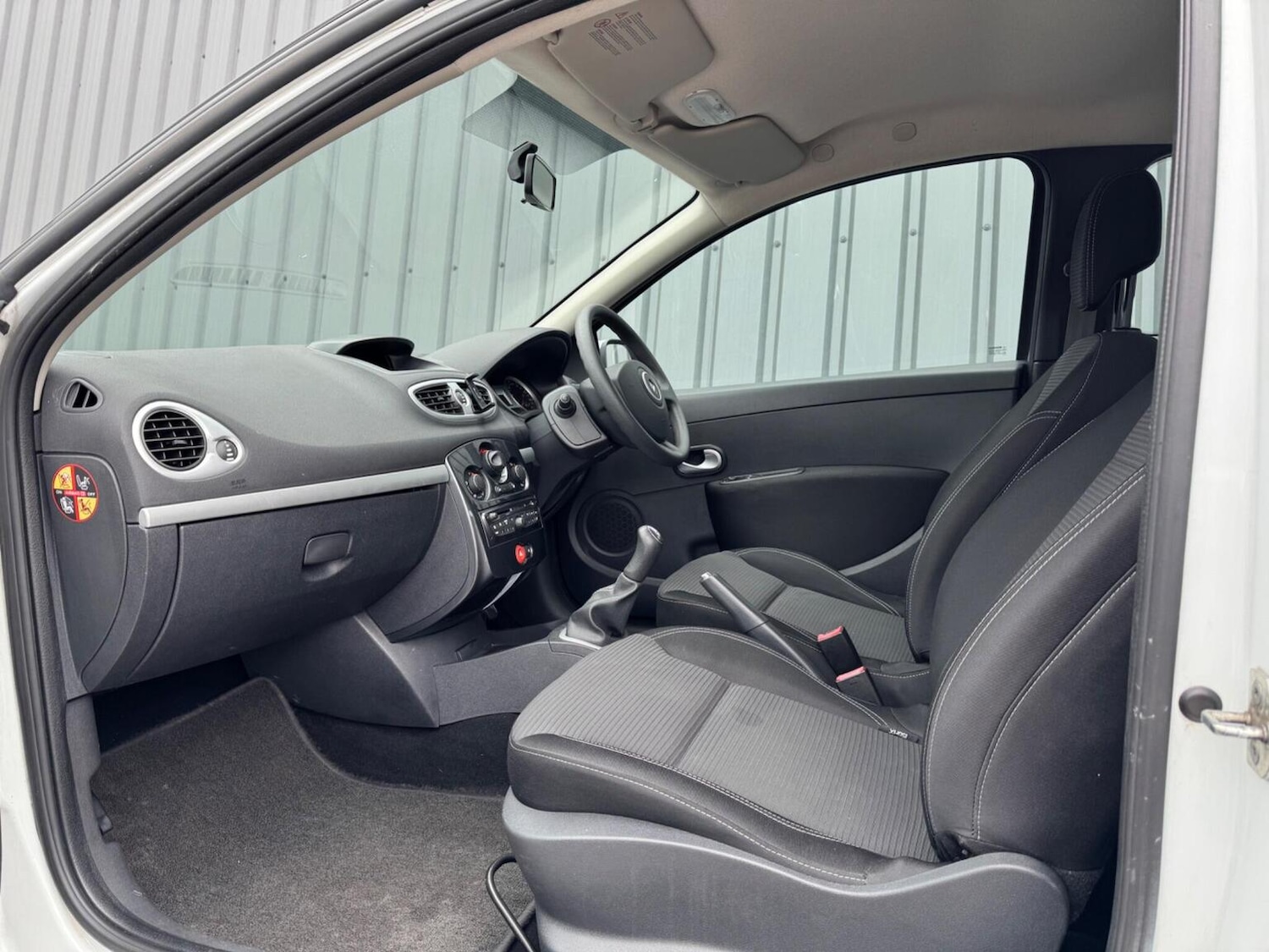 Used Renault Clio 2012 for sale - 78139393: Photo 18