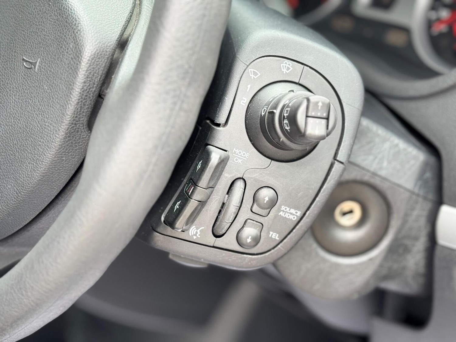 Used Renault Clio 2012 for sale - 78139393: Photo 27