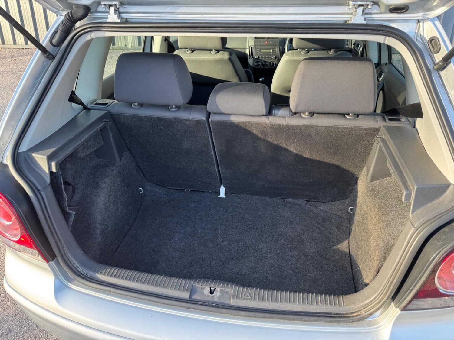 Used Volkswagen Polo 2005 for sale - 77836910: Photo 26