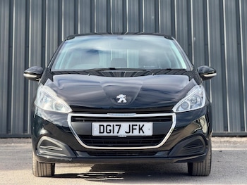Used Peugeot 208 2017 for sale - 78608255: Photo