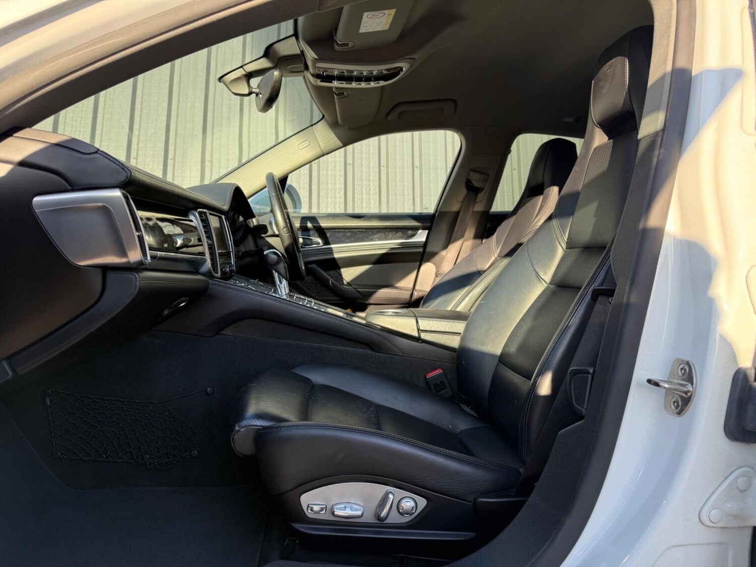 Used Porsche Panamera 2016 for sale - 77207132: Photo 31