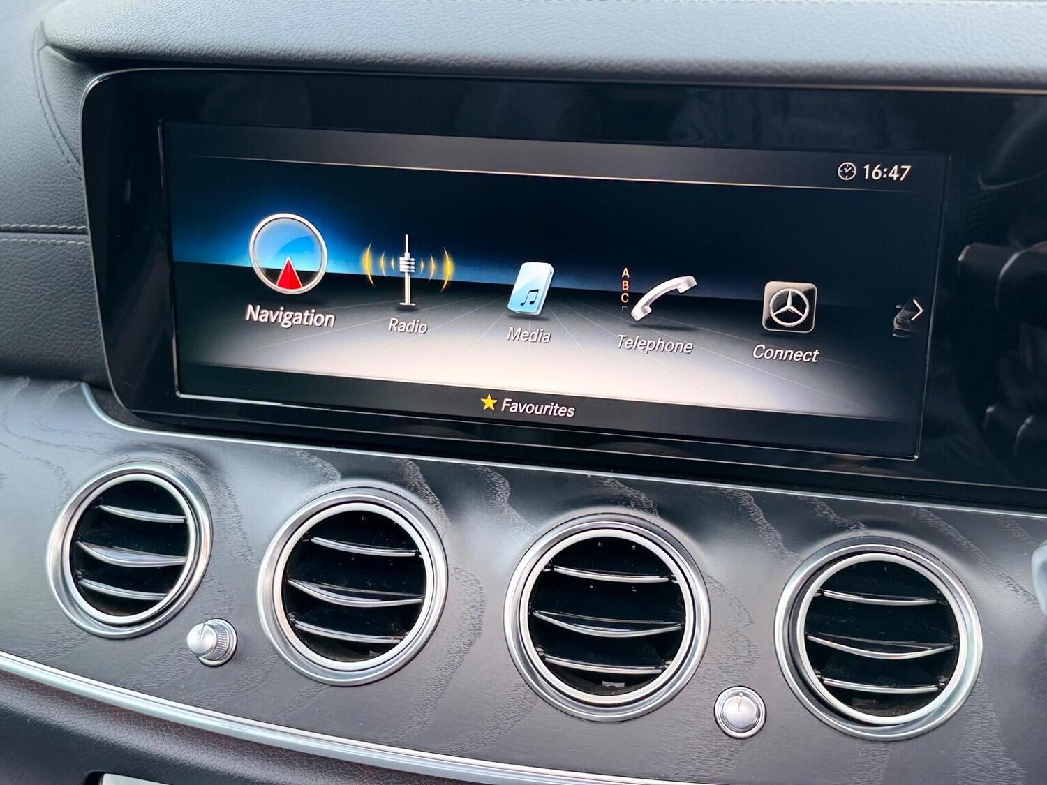 Used Mercedes-Benz E Class 2016 for sale - 77822205: Photo 34