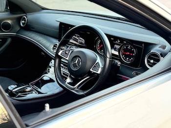 Used Mercedes-Benz E Class 2016 for sale - 77822205: Photo