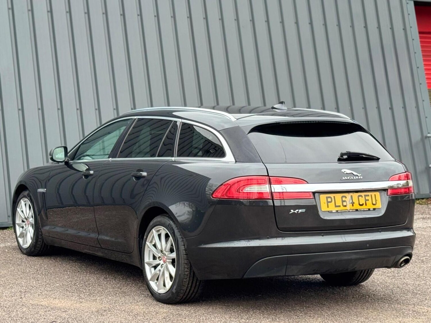 Used Jaguar XF 2014 for sale - 77207133: Photo 15