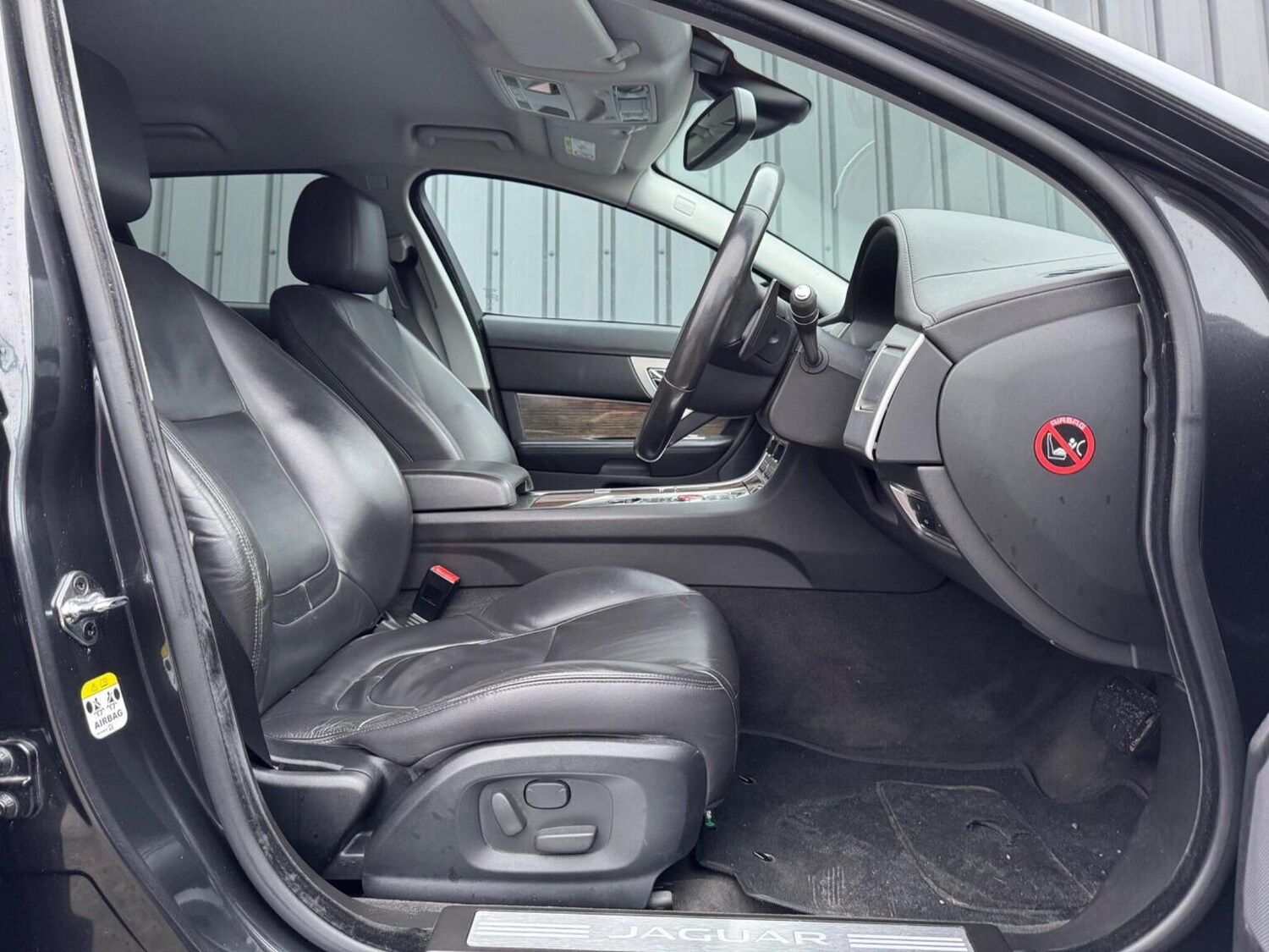 Used Jaguar XF 2014 for sale - 77207133: Photo 26