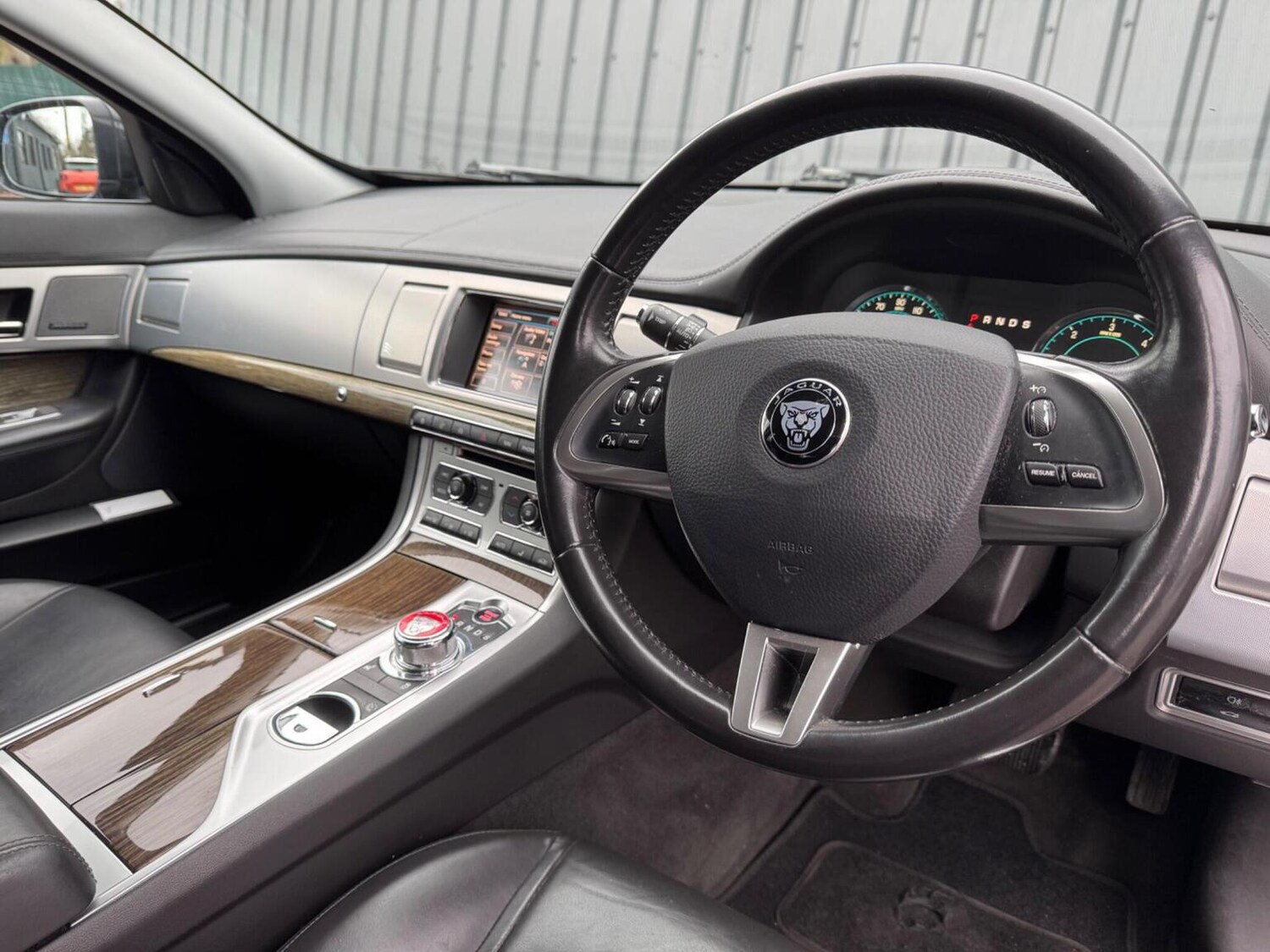 Used Jaguar XF 2014 for sale - 77207133: Photo 38