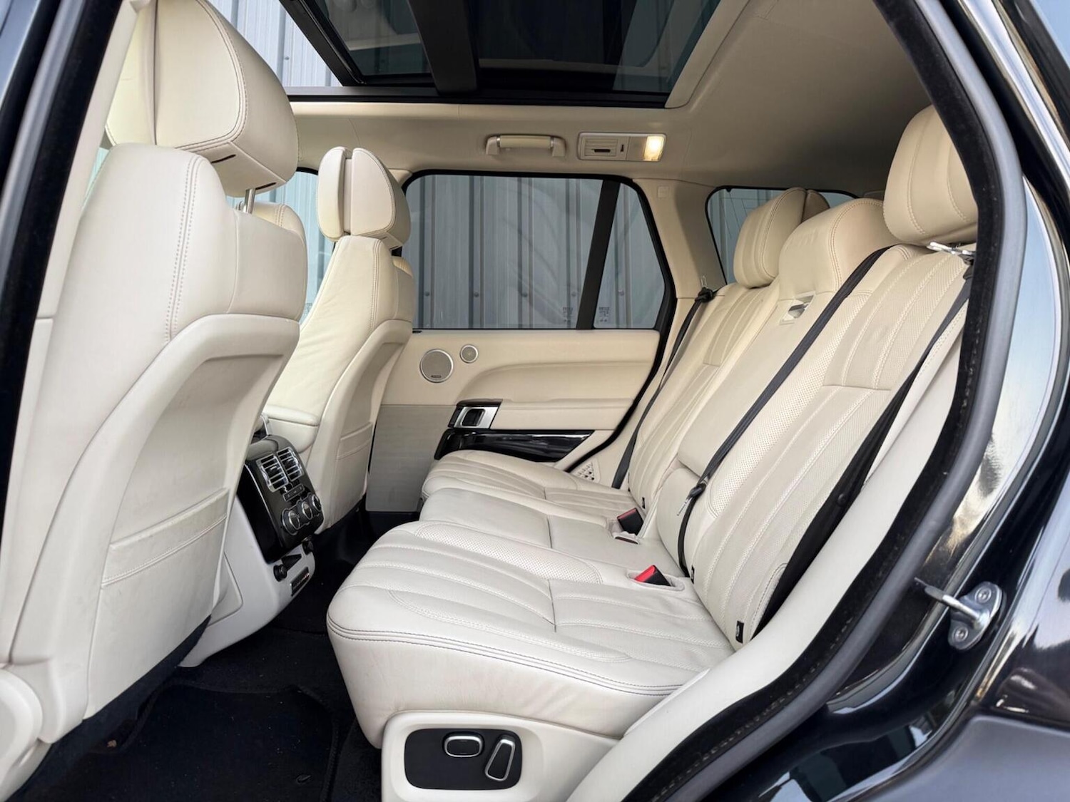 Used Land Rover Range Rover 2014 for sale - 77207190: Photo 32